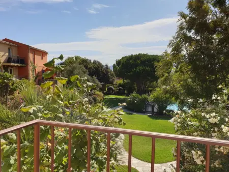 Studio 2 pers. 23-25 m² à Calvi, balcon & piscine : photo 16