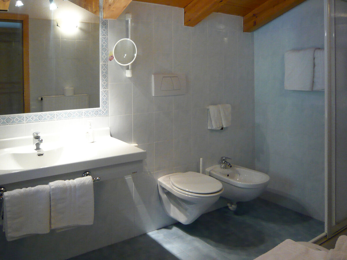 Appartement Boymont avec piscine couverte, vue vallée – Postal - Photo 8