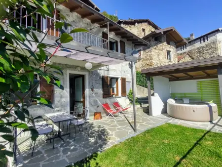 Rustico Simona, maison rénovée avec vue lac à Gravedona - Photo 1