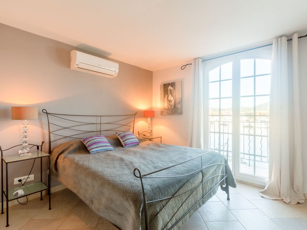 Maison pêcheur avec vue canal à Port Grimaud - Photo 13