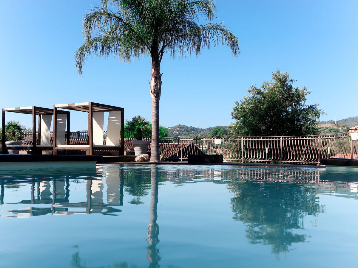 Villa Monterosso - 8 personnes, piscine & jardin 2000 m² - Photo 1