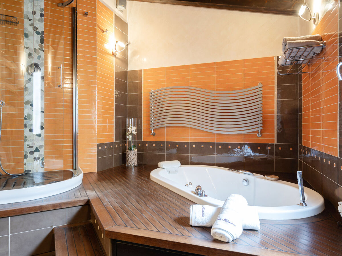 Villa Monterosso - 8 personnes, piscine & jardin 2000 m² - Photo 15