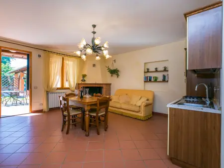 Margherita – Appartement 75 m² Bucine, piscine et jardin : photo 6
