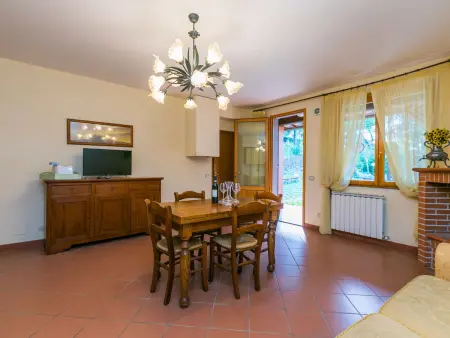 Margherita – Appartement 75 m² Bucine, piscine et jardin : photo 9