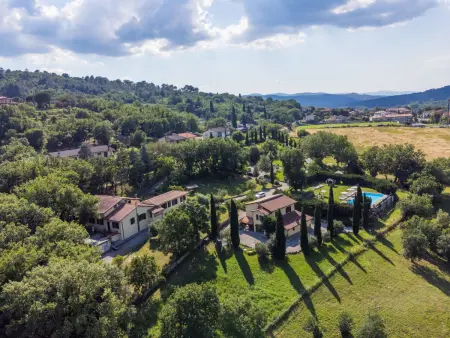 Margherita – Appartement 75 m² Bucine, piscine et jardin : photo 34