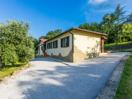 Margherita – Appartement 75 m² Bucine, piscine et jardin : photo 38