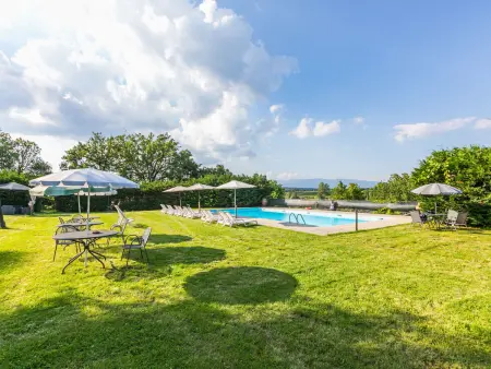 Margherita – Appartement 75 m² Bucine, piscine et jardin : photo 41