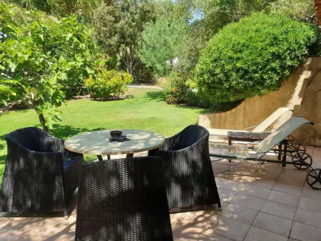 Petite maison 28 m² à Calvi, 400 m de la plage : photo 3