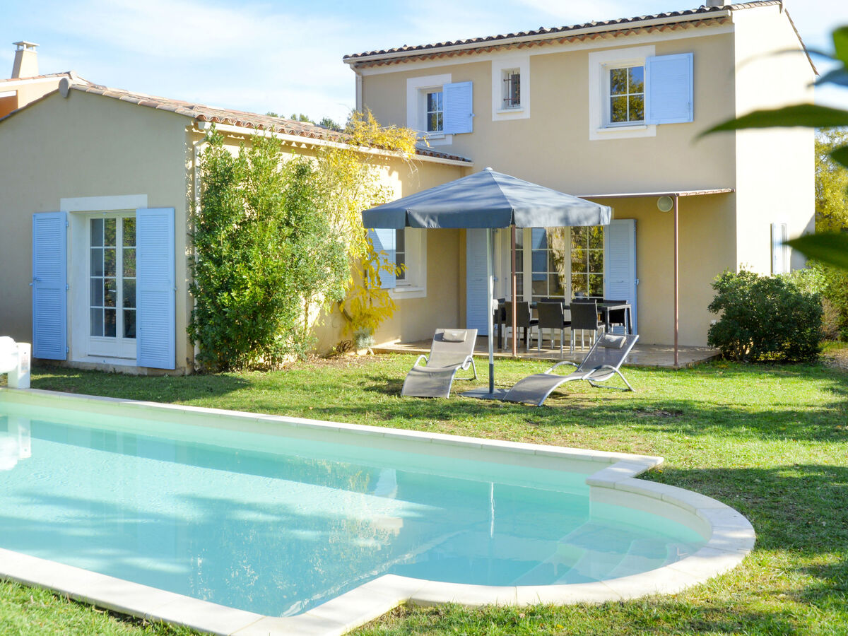 Le Clos Savornin – Maison avec piscine privée à Saint-Saturnin-d'Apt - Photo 1