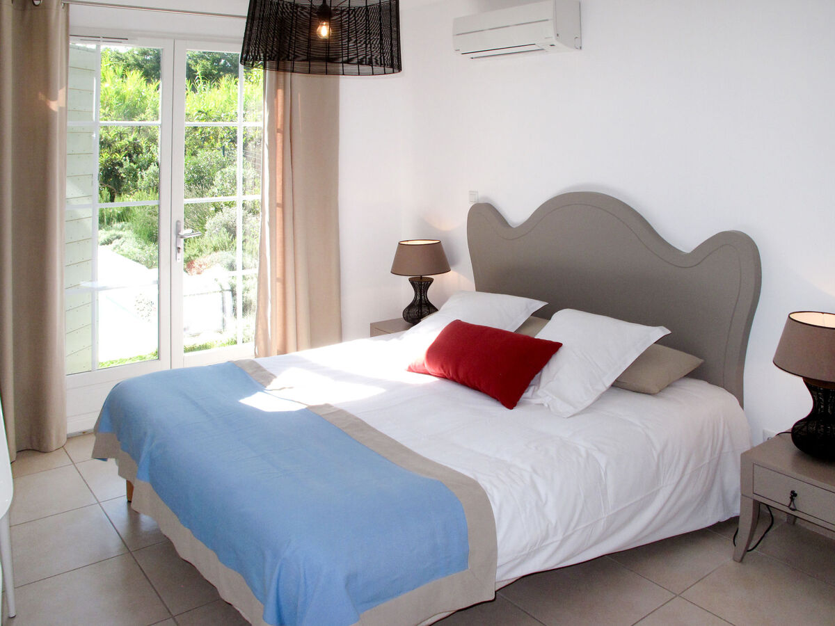 Le Clos Savornin – Maison avec piscine privée à Saint-Saturnin-d'Apt - Photo 14