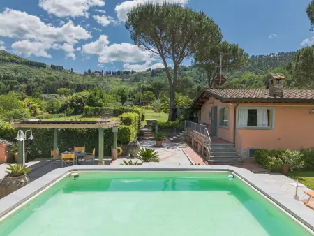 Location maison à Camaiore