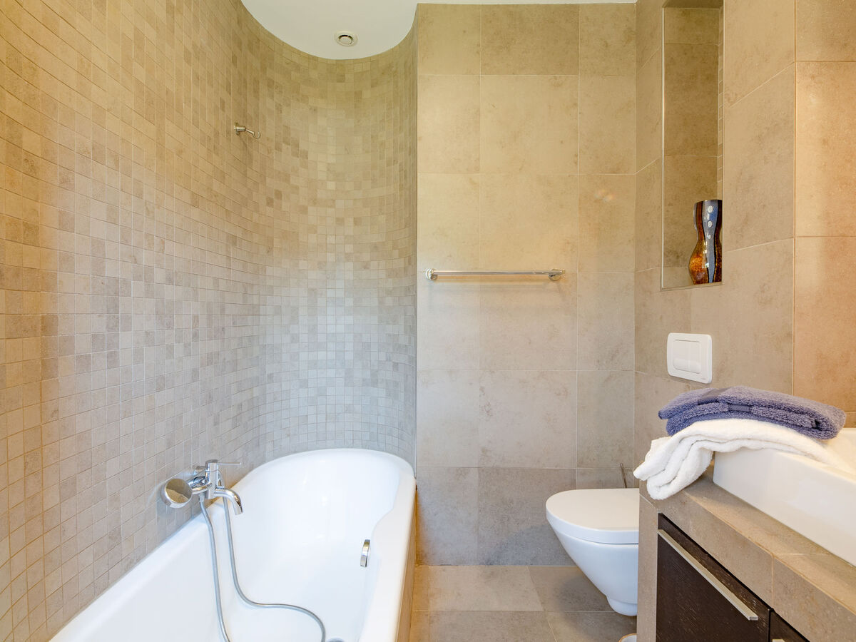 Maison Arbelle avec piscine à Saint Cézaire - Photo 17
