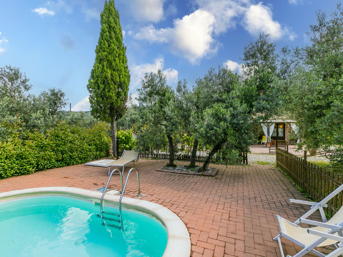La Casina, maison rurale près de Vinci avec piscine - Photo 8
