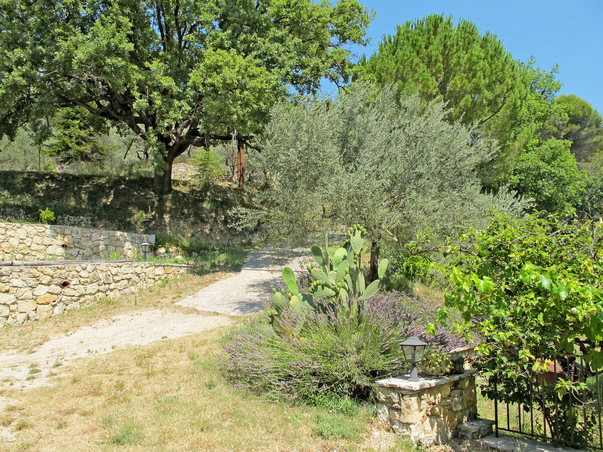 La Foux, maison rustique 70 m² à Tourrettes - Photo 7