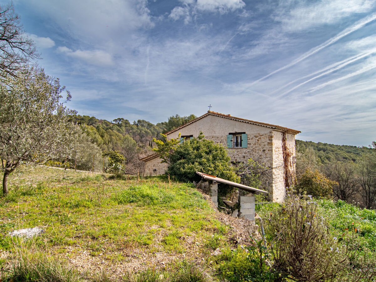 La Foux, maison rustique 70 m² à Tourrettes - Photo 24