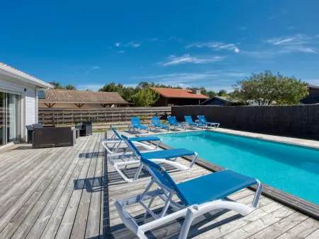 Villa Nael à Montalivet avec piscine chauffée et terrain clôturé : photo 2