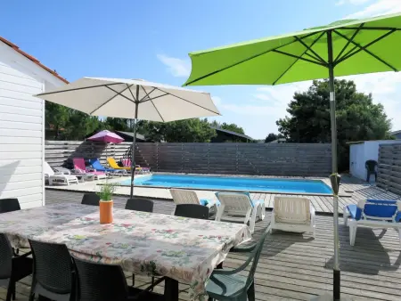 Villa Nael à Montalivet avec piscine chauffée et terrain clôturé : photo 11