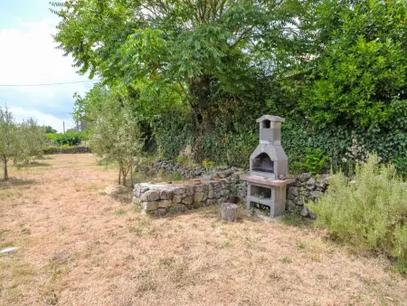 Maison Les Lauriers Roses à Largentière, vue sur les montagnes : photo 22