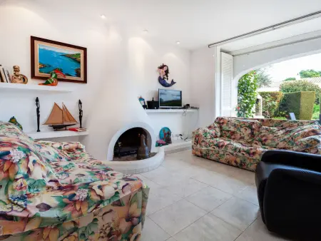 Maison mitoyenne à Pals avec piscine commune et jardin : photo 4