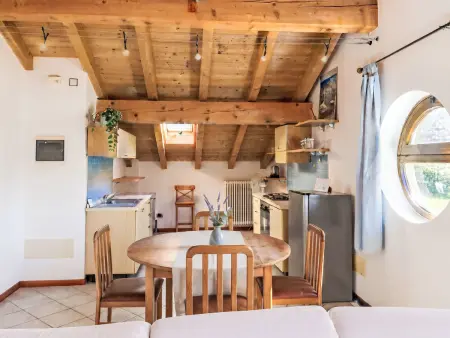Maison jumelée à Colico pour 8 personnes, jardin et terrasse : photo 3