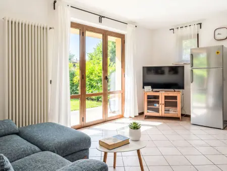 Maison jumelée à Colico pour 8 personnes, jardin et terrasse : photo 8