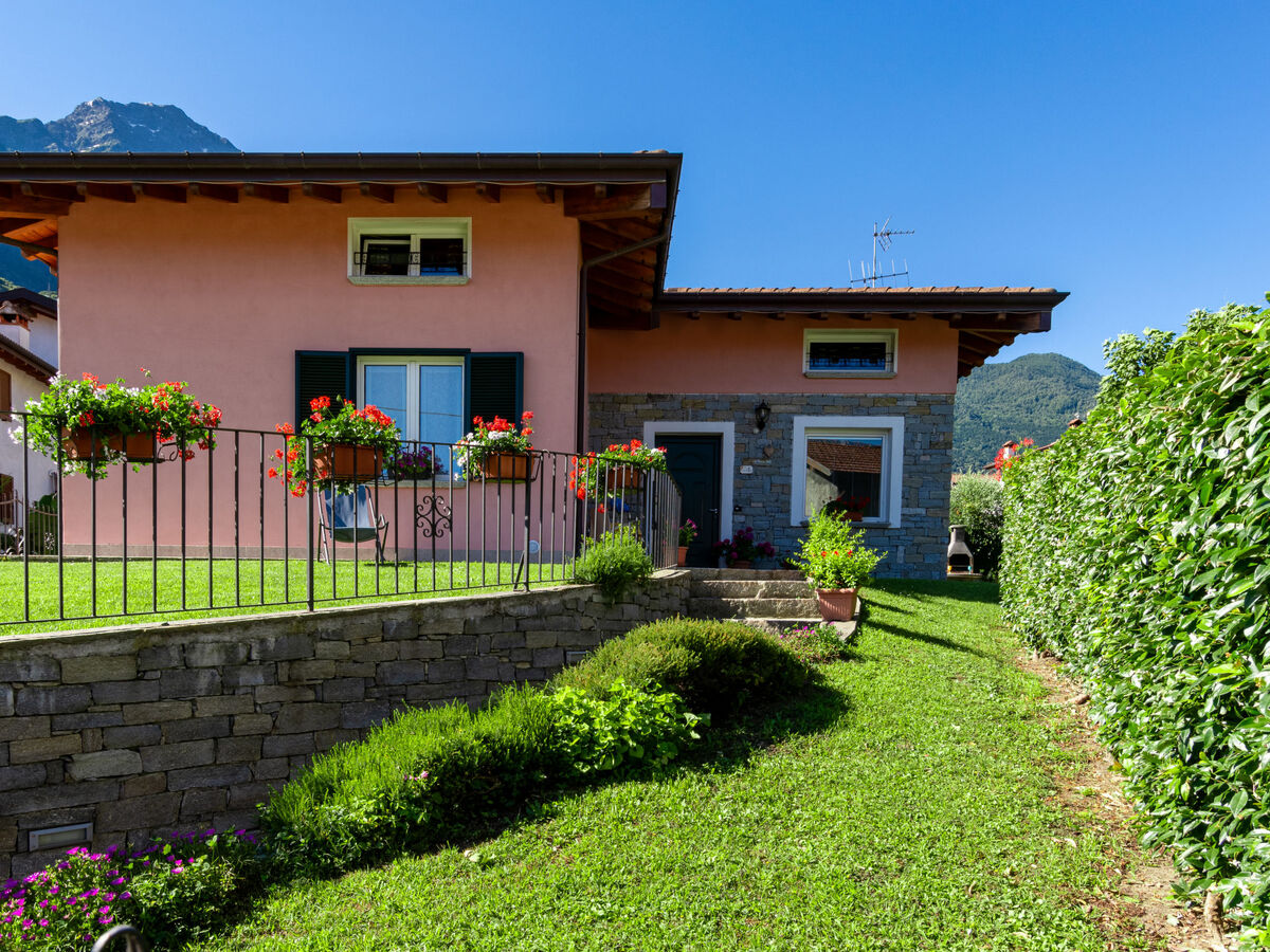 Maison Gigliola, 10 pers., vue montagnes à Colico - Photo 1