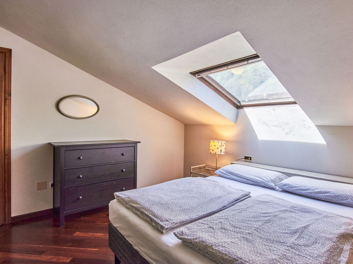 Appartement Terrazzo fiorito, vue lac et montagnes - Photo 19