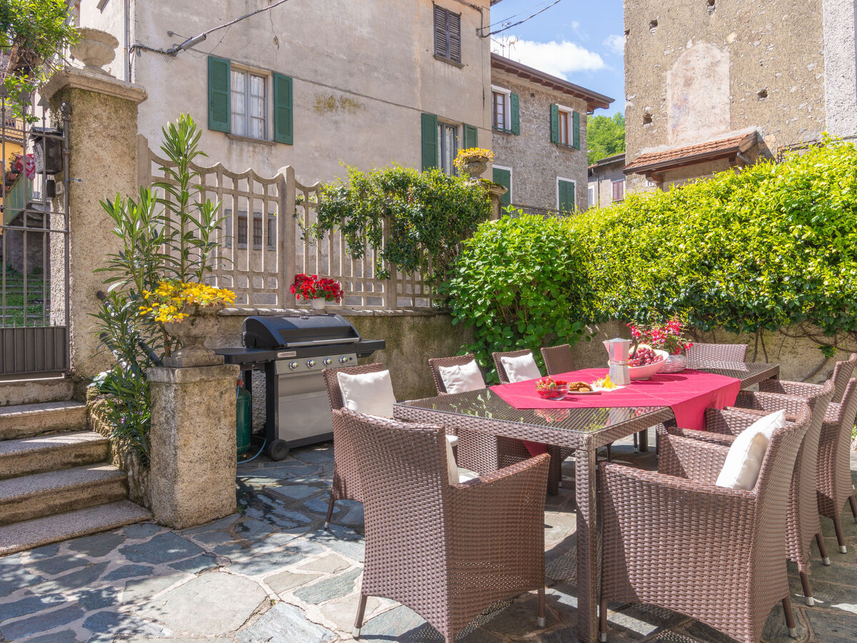 Maison Rita à Varenna : 4 chambres, piscine et vue sur le lac - Photo 1
