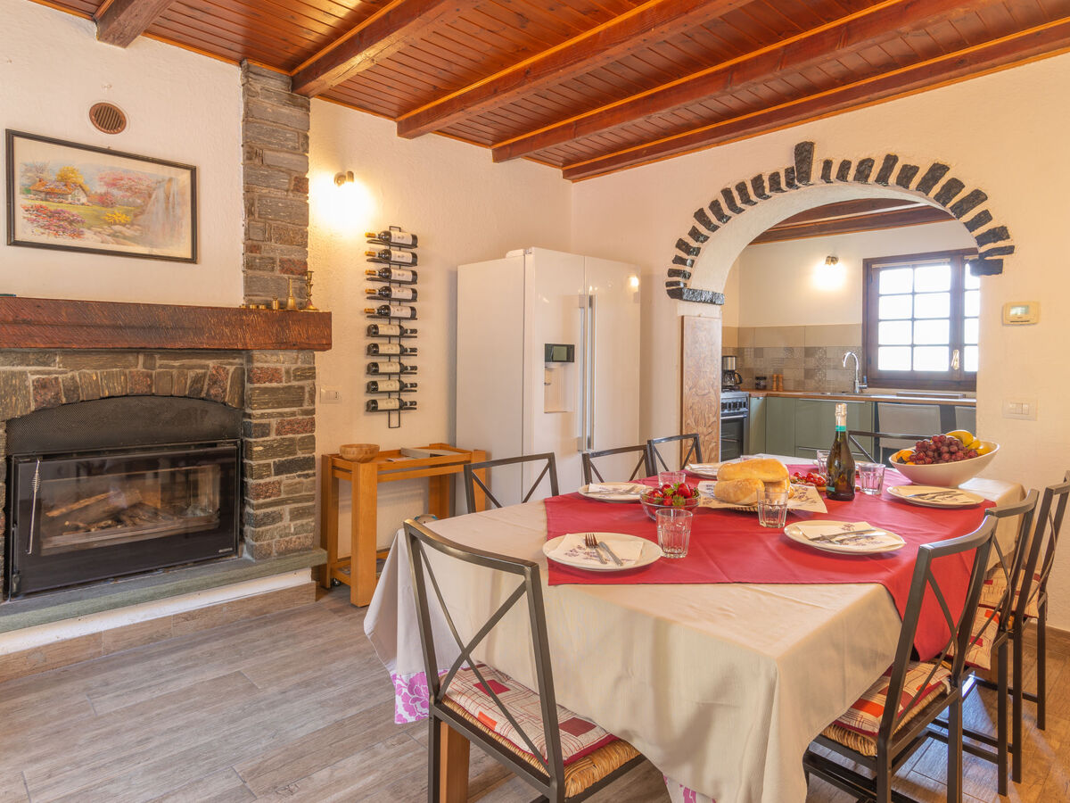 Maison Rita à Varenna : 4 chambres, piscine et vue sur le lac - Photo 5