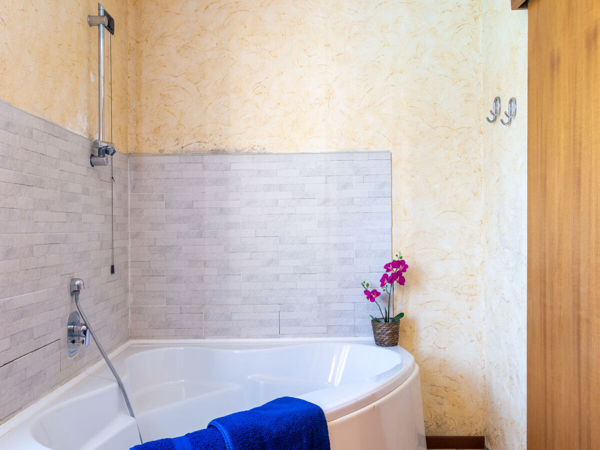Maison Rita à Varenna : 4 chambres, piscine et vue sur le lac - Photo 29