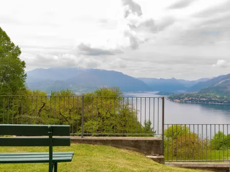 Maison jumelée à Varenna avec vue panoramique sur le lac : photo 25