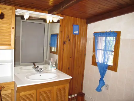 Les Campaou – Maison rustique avec piscine à Baudinard - Photo 11