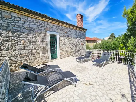 Maison Stefan à 35 m de la mer, Murter : photo 24