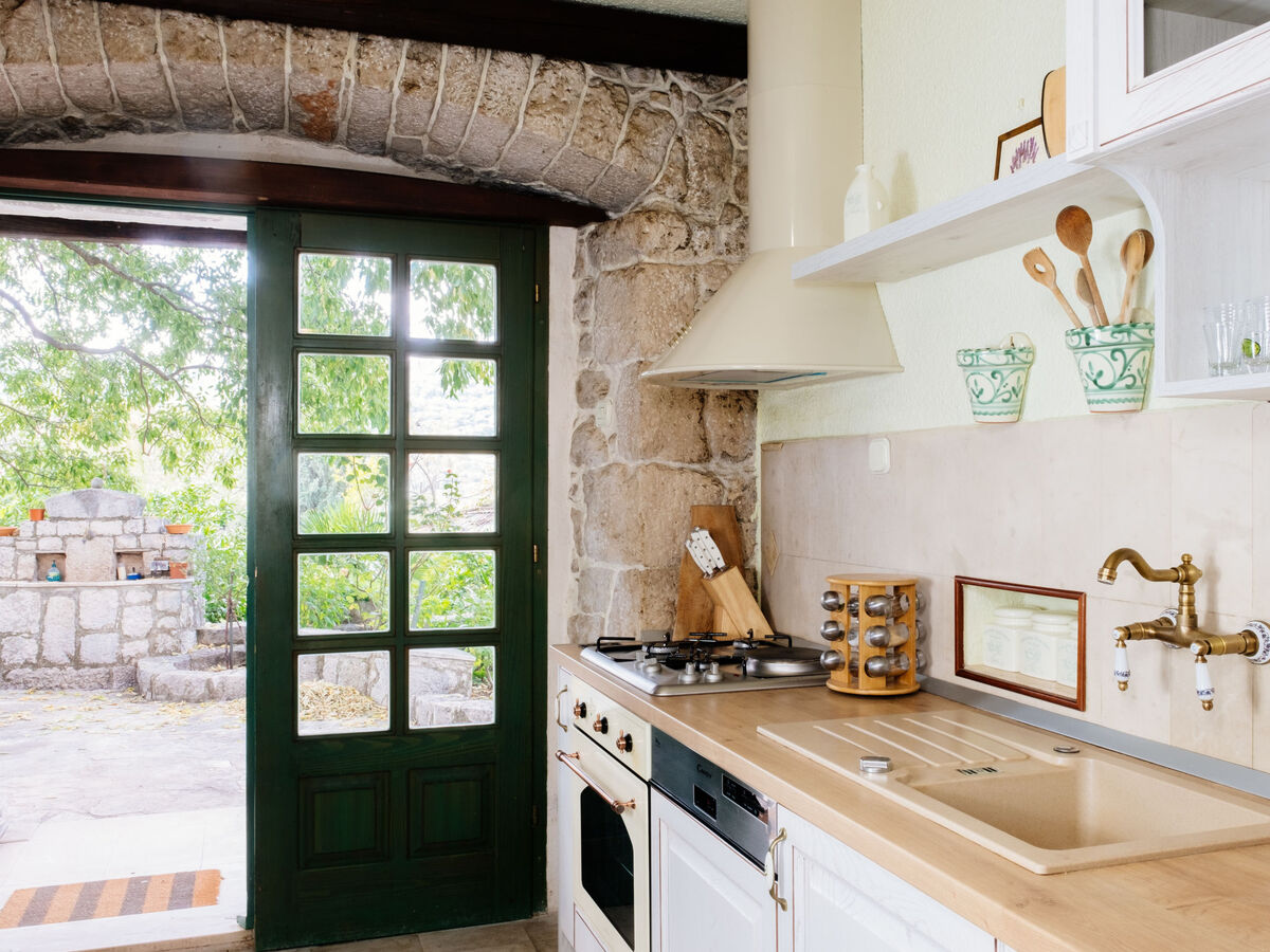 Podcempres, maison 3 étages avec piscine privée - Photo 7