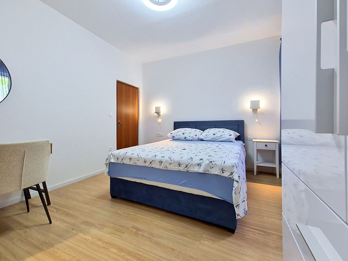 Maison Ines à Ugljan, 5 chambres à 80 m de la mer - Photo 13