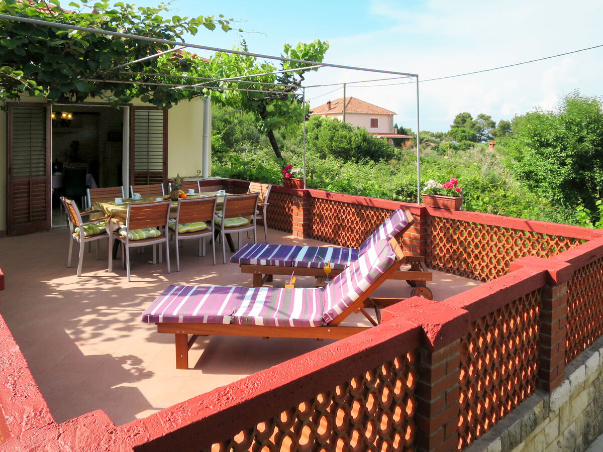 Maison Bero à Ugljan, 80 m de la plage - Photo 8