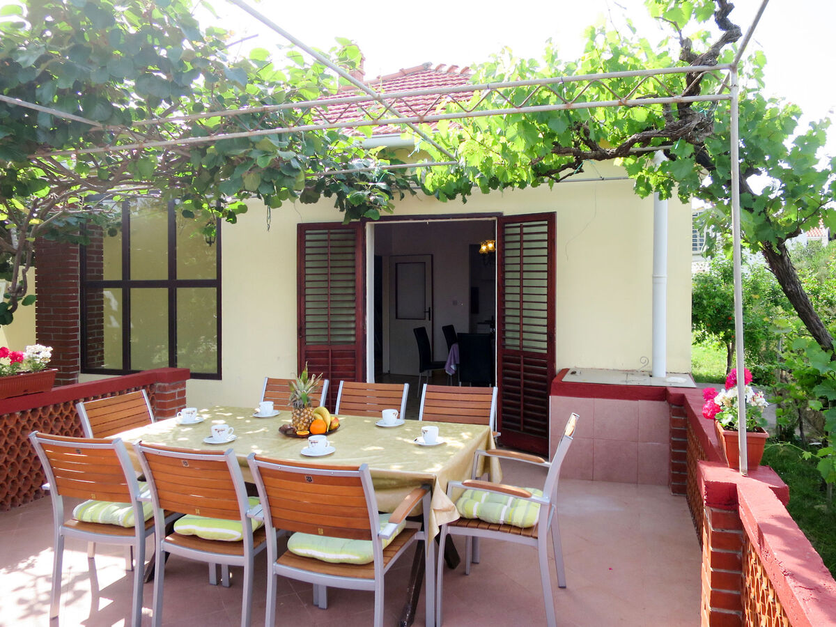 Maison Bero à Ugljan, 80 m de la plage - Photo 9