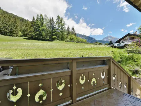 Appartement Cecilia à Campitello, balcon et jardin commun : photo 14