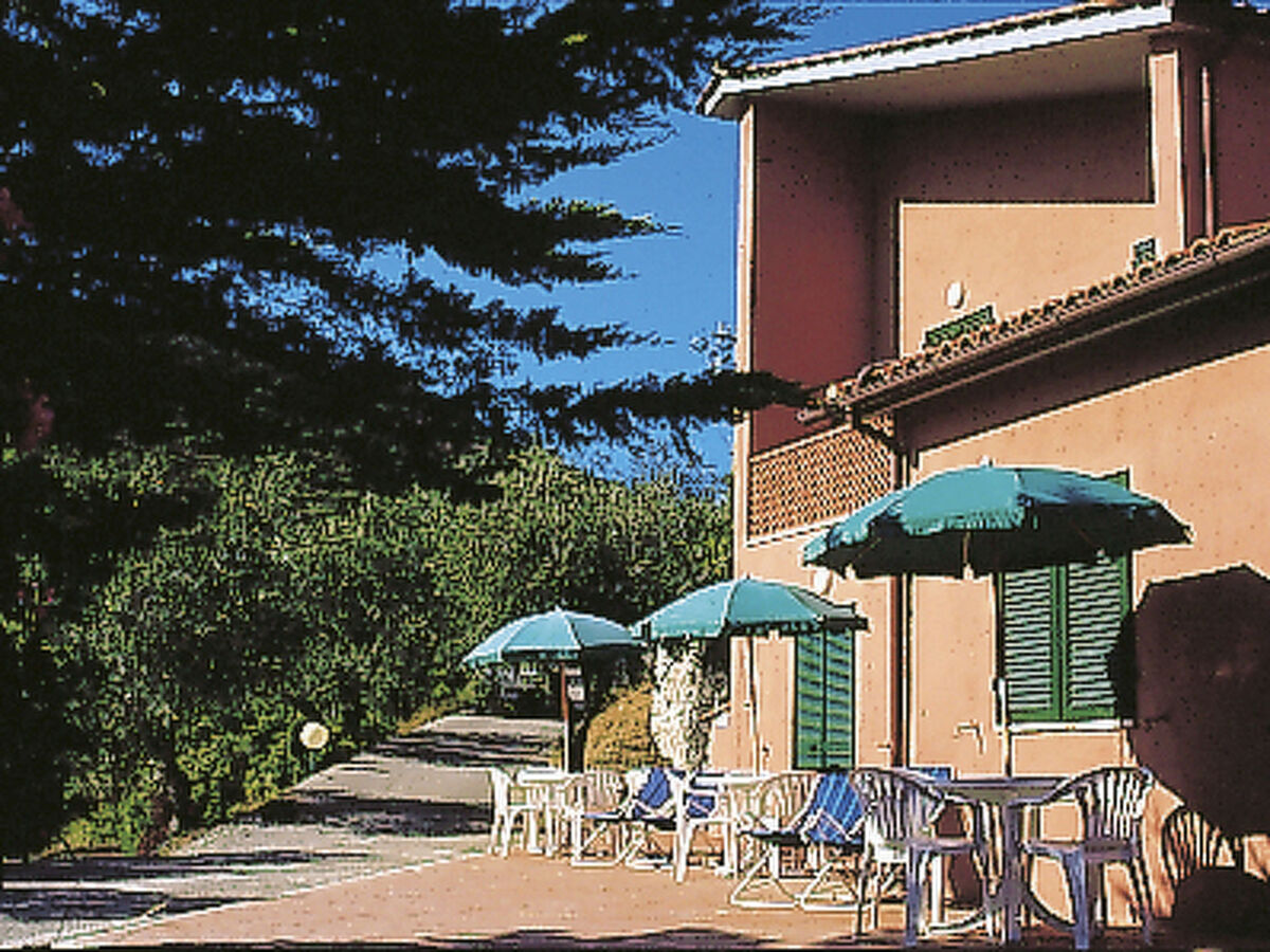 Studio rénové 2025 avec terrasse à Lacona, île d'Elbe - Photo 12