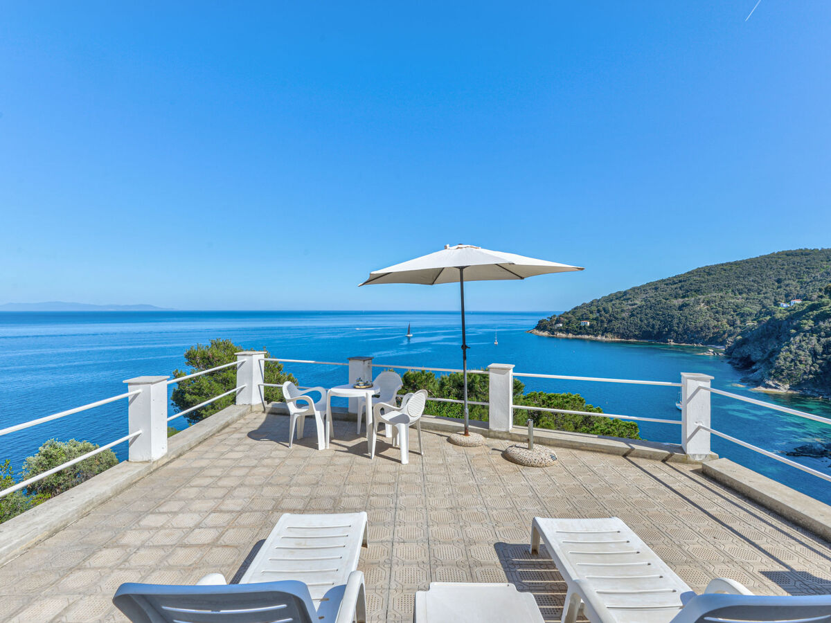 Baroccia da Mary, maison avec terrasse vue mer à Rio Marina - Photo 1