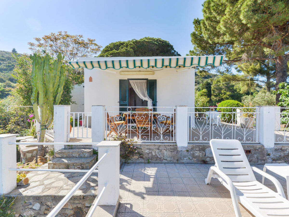 Baroccia da Mary, maison avec terrasse vue mer à Rio Marina - Photo 18