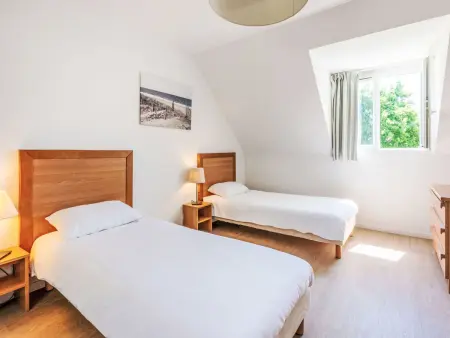 Maison 8 personnes à Morgat, piscine chauffée et terrasse : photo 4