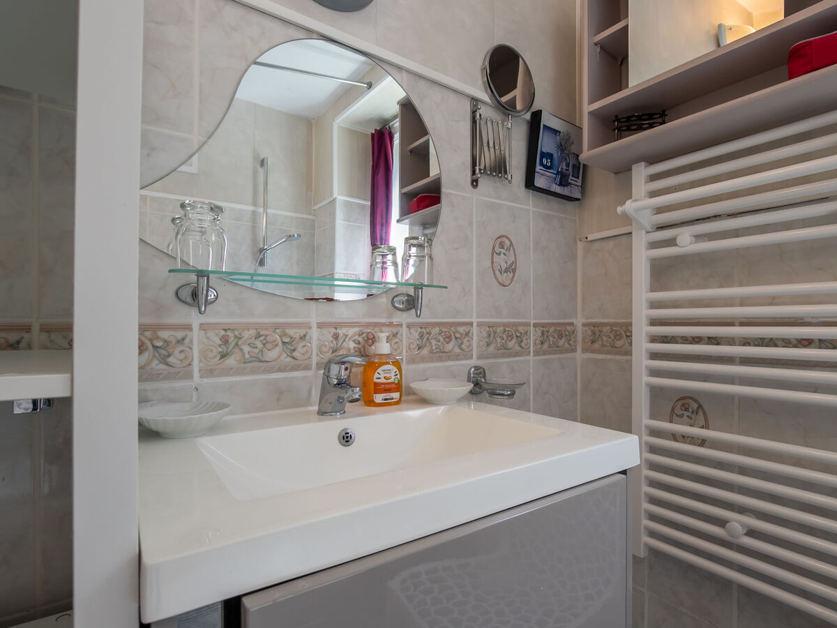 La Grande Roche – Maison rénovée à 600 m de la mer - Photo 24