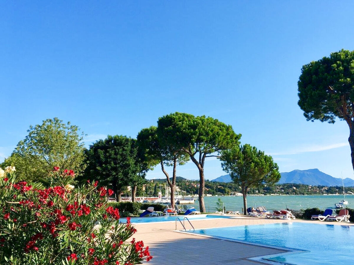 Maison 3 pièces Front Lake Resort Le Corti del Lago, Desenzano - Photo 1