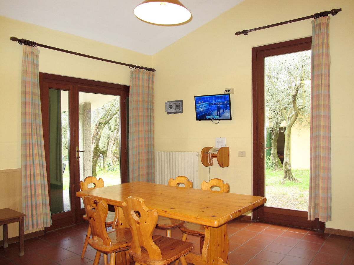 Bungalow 3 pièces Parco del Garda, 900 m du lac - Photo 6