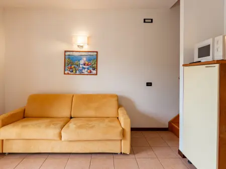 Appartement à Garda avec vue sur la piscine et le jardin : photo 8