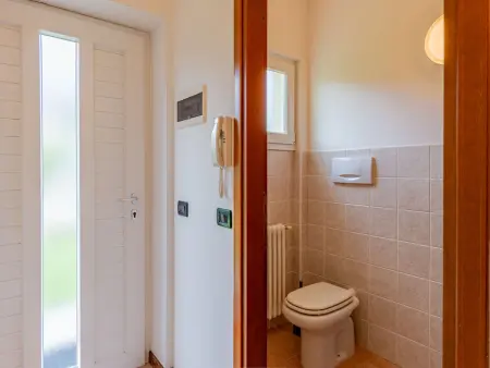 Appartement à Garda avec vue sur la piscine et le jardin : photo 11