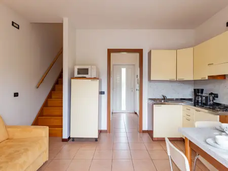 Appartement à Garda avec vue sur la piscine et le jardin : photo 12