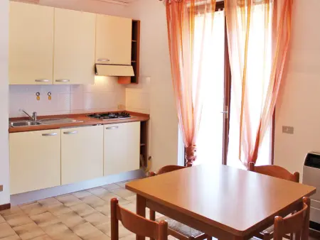 Appartement à Lazise avec piscine et balcon, Sole del Garda : photo 3