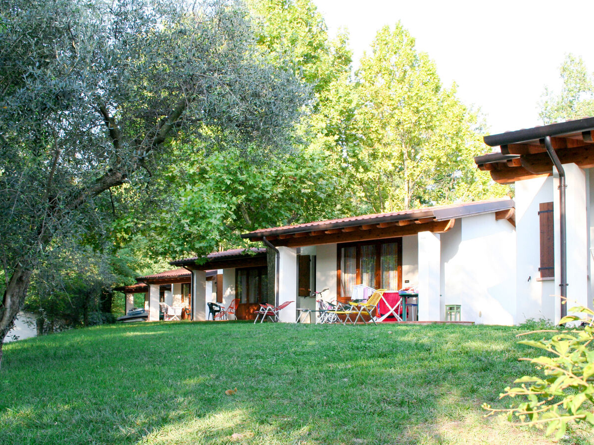 Bungalow Giallo, maison 3 pièces à 200 m du lac - Photo 2